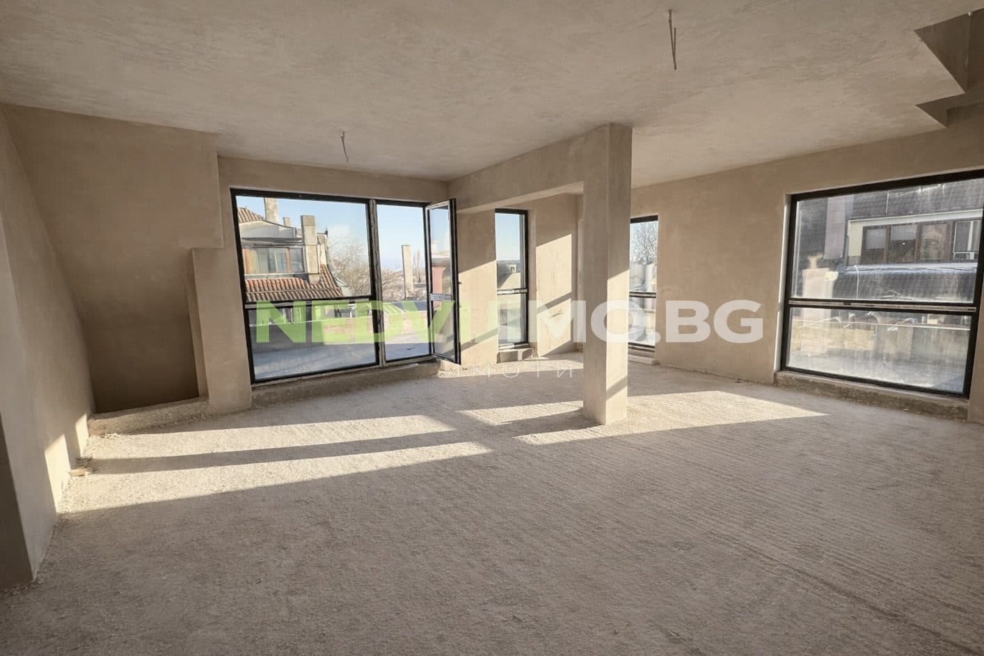 Уникален тристаен мезонет – Окръжна Болница, Генерали — 1