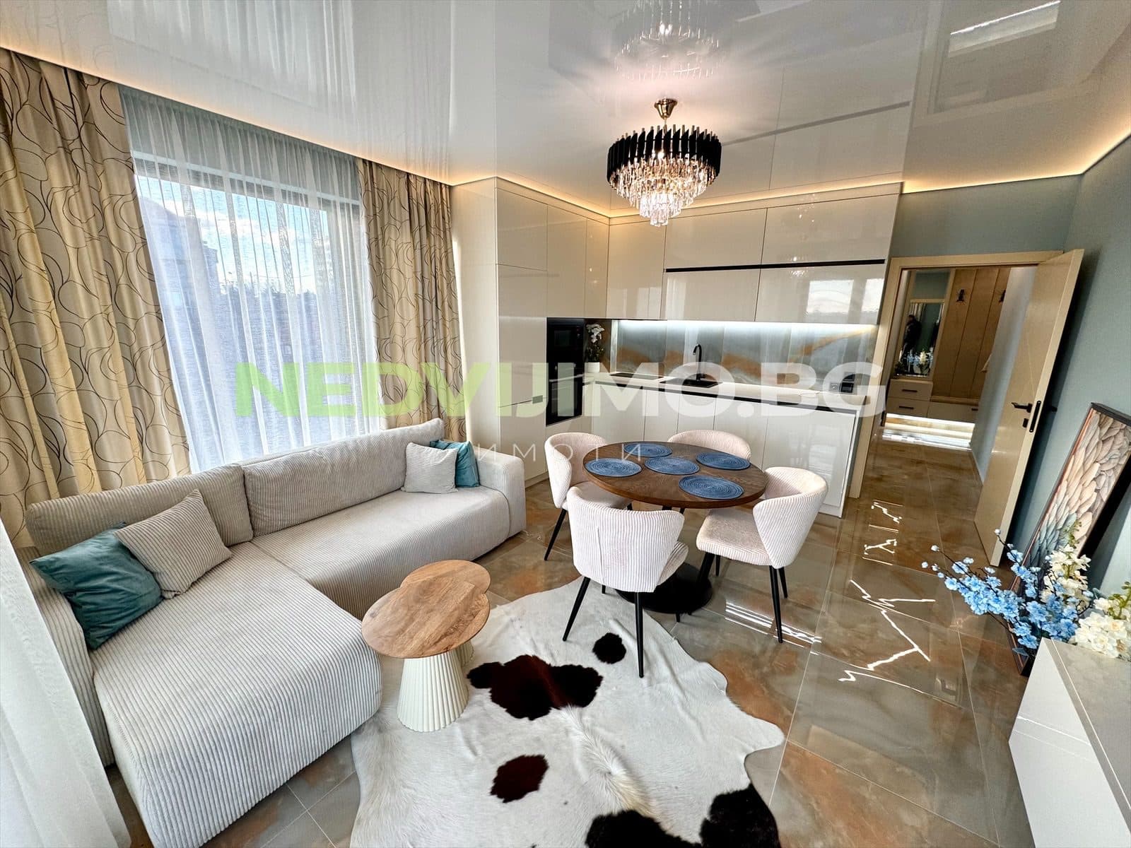 Луксозен двустаен апартамент – кв. Бриз — 1